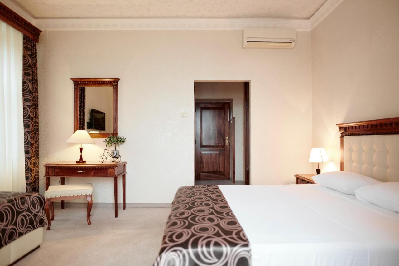 Hotel Villa Schubert Opatija Bagian luar foto