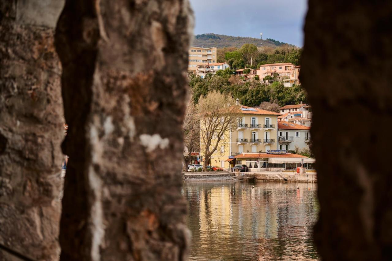 Hotel Villa Schubert Opatija Bagian luar foto