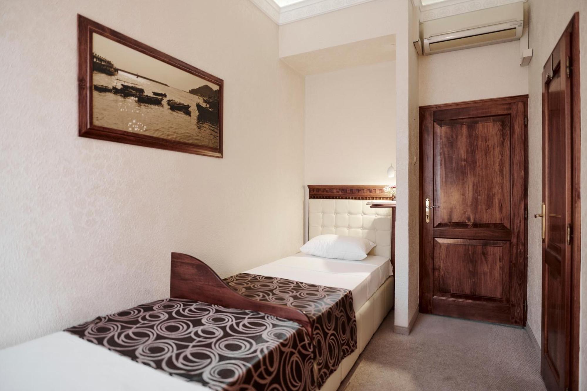 Hotel Villa Schubert Opatija Ruang foto