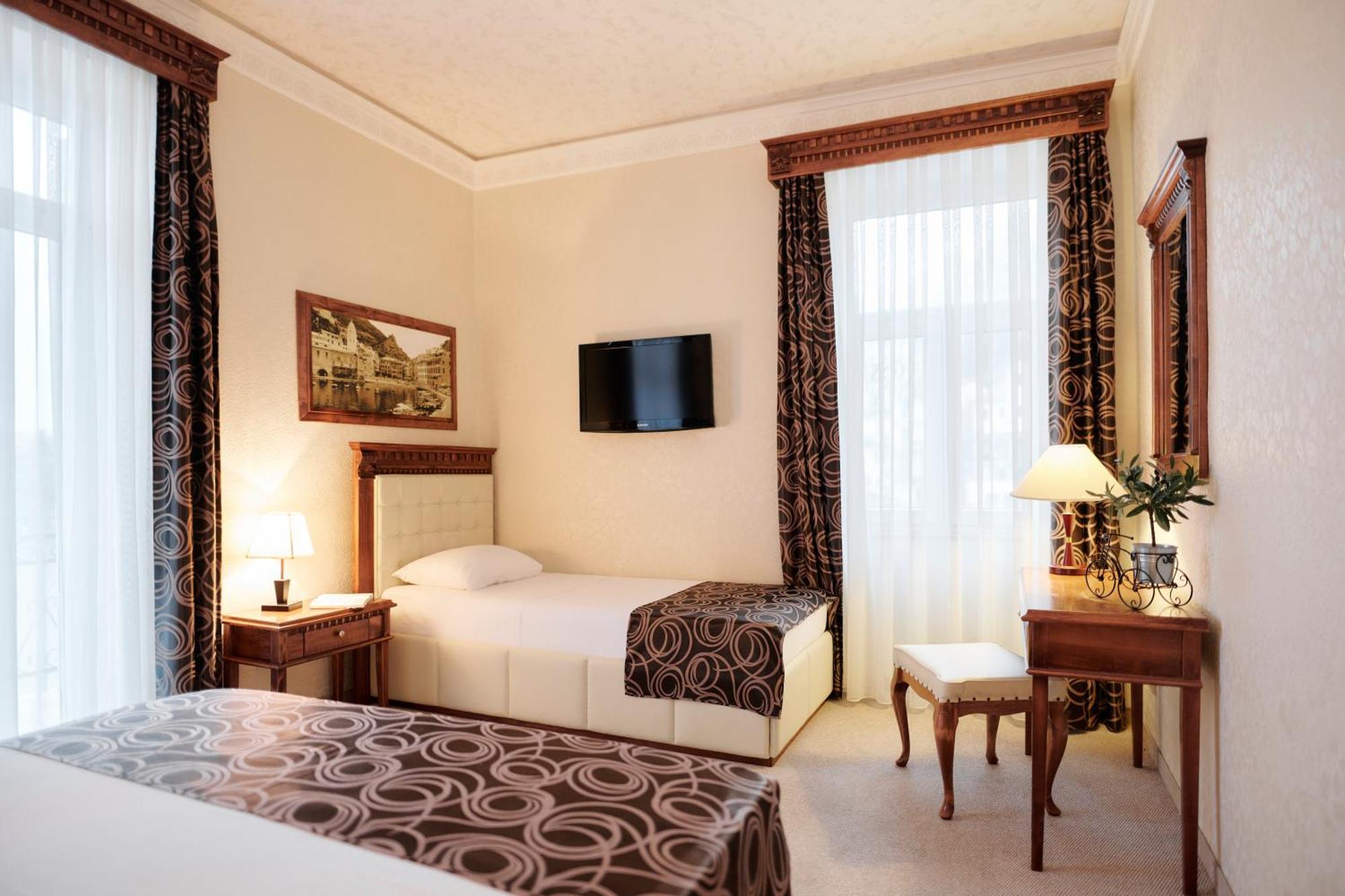 Hotel Villa Schubert Opatija Ruang foto